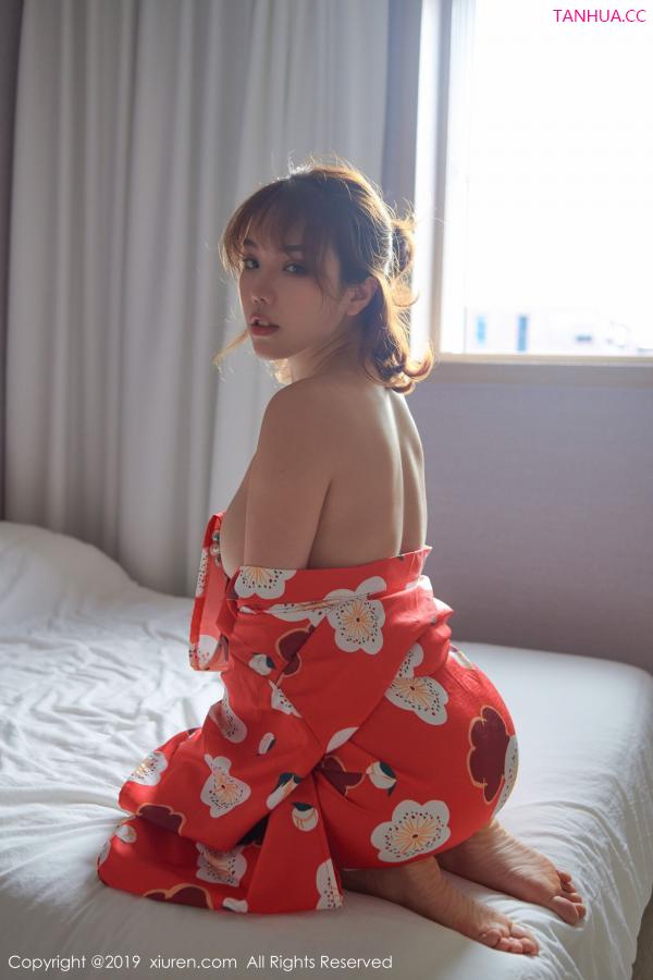 妮小妖  [XIUREN]高清写真图 2019.07.15 黄楽然第24张图片